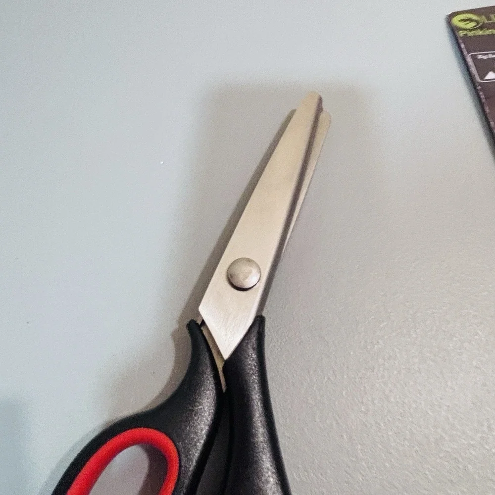Lizara Pinking Shears Fabric Cutting 9